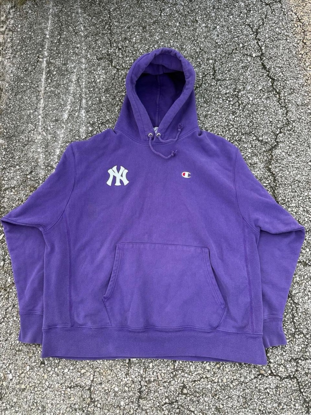 Champion Modern Yankees Reverse Weave Hoodie